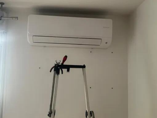 Installation d'une climatisation 5 kw Bosch à Fréjus par Climathermofluide, Brignoles, Climathermofluide