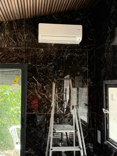 installation d'une climatisation Bosch dans le golfe de Saint-Tropez, Brignoles, Climathermofluide