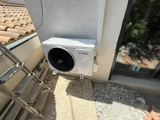 Installation de climatisation en urgence au Lavandou, Brignoles, Climathermofluide